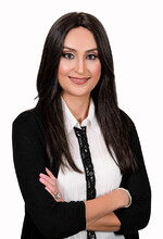 Nava Barelli Licensed Real Estate Salesperson Great Neck